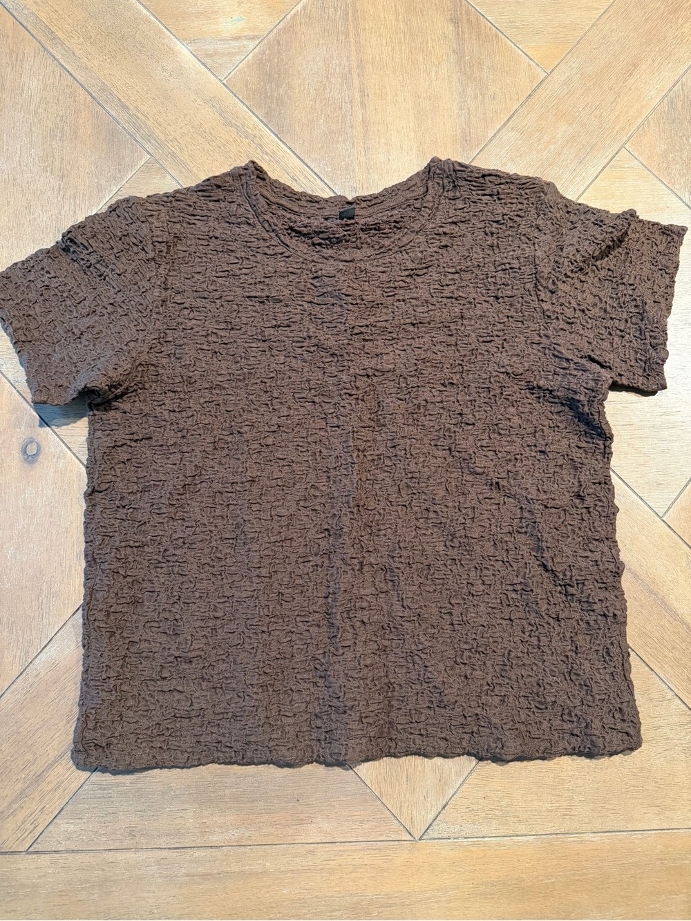 UNIQLO Ladies Brown Textured Smocked Short-Sleeve Top – XL